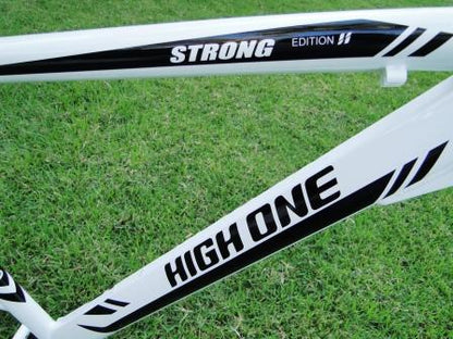 QUADRO AL. .H.ONE STRONG BCO/PTO 26X21